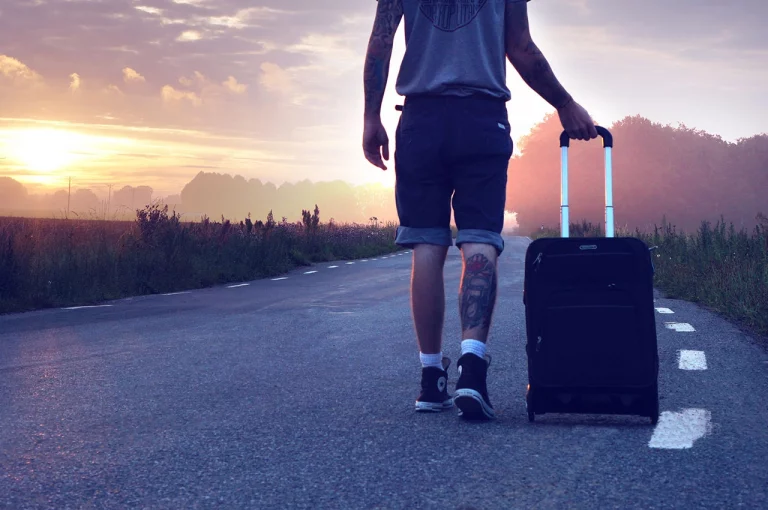 Scopri di più sull'articolo Summer is indeed the perfect time to plan a solo trip.