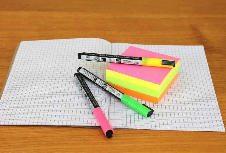 Scopri di più sull'articolo Color palette selection, contrast, and harmony