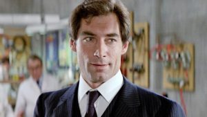 Scopri di più sull'articolo James Bond, Timothy Dalton deluso: “Era una saga inglese, tutta nostra”