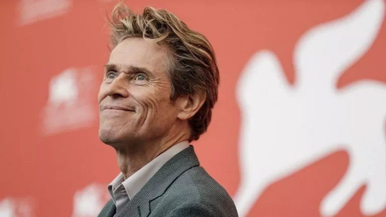 Scopri di più sull'articolo Willem Dafoe ricorda Gene Hackman: «Era timido e gentile, sono sotto shock»