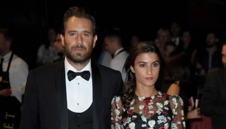 Scopri di più sull'articolo Tommaso Paradiso è diventato papà: la dolce dedica di Carolina Sansoni per la nascita della piccola Anna