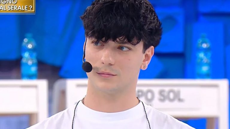 Scopri di più sull'articolo ​Amici 24: Eliminato il 26 Aprile, colpo di scena nella sesta puntata del Serale