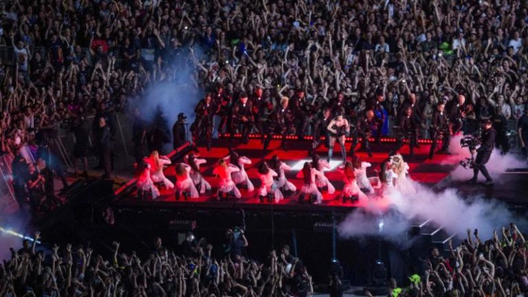 Scopri di più sull'articolo Ecco le tappe del tour di Lady Gaga: Ecco quando in Italia!