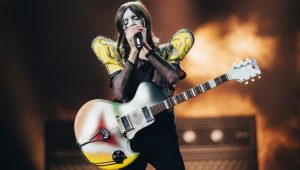 Scopri di più sull'articolo Lucio Corsi nuovo album: “Volevo essere un duro” conquista l’Italia