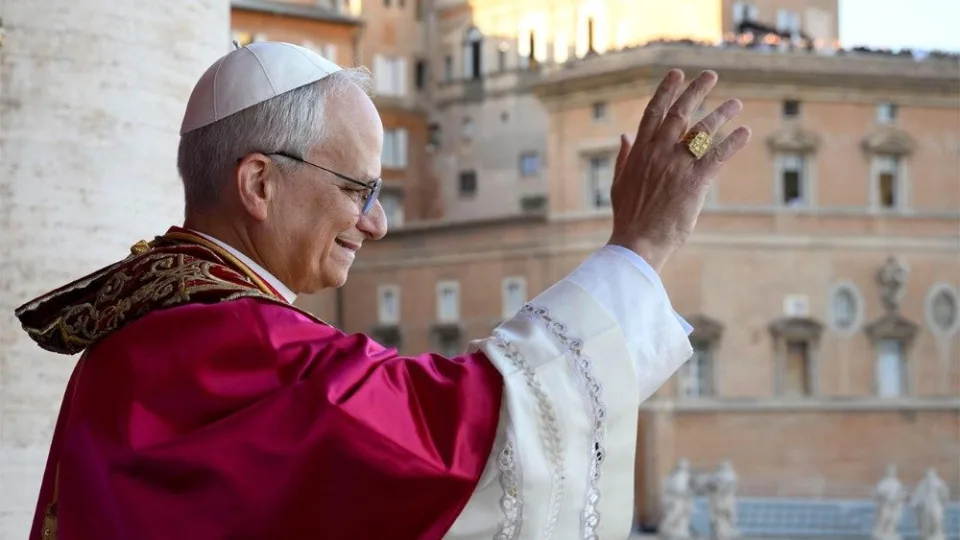 Scopri di più sull'articolo Papa Leone XIV sulle questioni LGBTQ+ nella Chiesa: apertura o continuità?