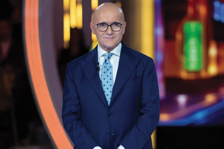 Scopri di più sull'articolo Alfonso Signorini confessa il perché dell’addio al Grande Fratello