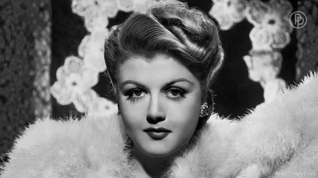 Angela Lansbury: per il suo centenario una carriera che non ti aspetti Angela Lansbury: per il suo centenario una carriera che non ti aspetti
