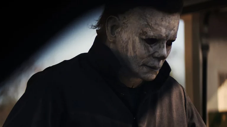 Scopri di più sull'articolo Michael Myers: il volto del male dietro la maschera bianca di Halloween