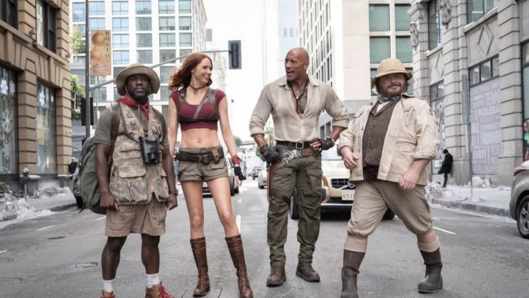 Scopri di più sull'articolo Jumanji 3: il gioco invade la città? La prima immagine ufficiale scatena i fan