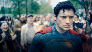Scopri di più sull'articolo La lezione di Superman: ecco perché il film di James Gunn ha conquistato tutti (e quello di Snyder no)