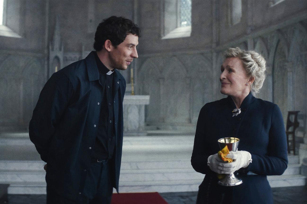 Knives Out 3: Il Ritorno del detective queer Benoit Blanc contro il radicalismo religioso