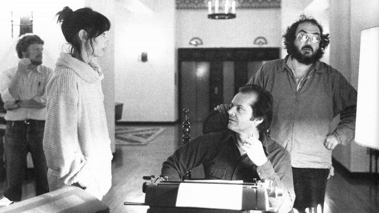 Kubrick e la tortura psicologica: quante volte ha fatto ripetere quella scena di Shining a Shelley Duvall?