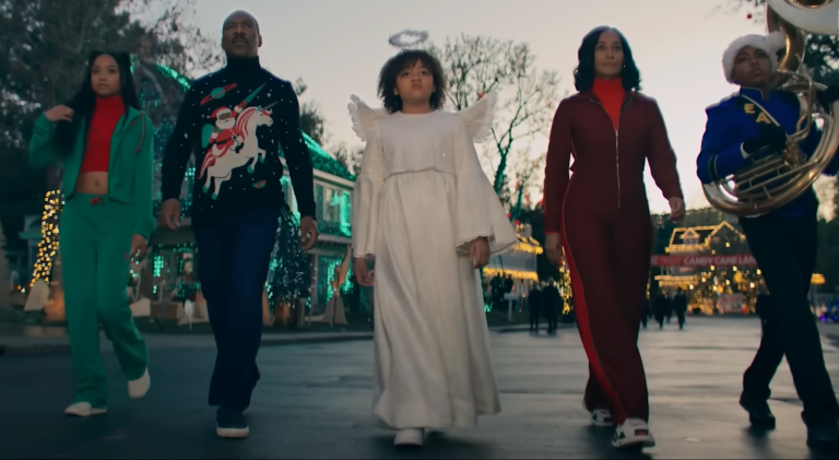 Scopri di più sull'articolo Buon Natale da Candy Cane Lane – Giorno 20 del Calendario dell’Avvento di Bloopers