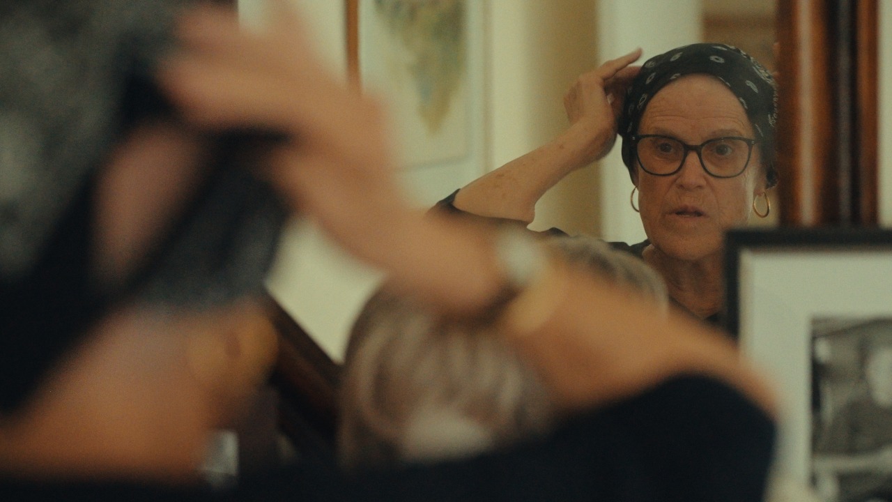 Sallie’s Ashes: quando una diagnosi terminale diventa l'inizio di una rivoluzione Sallie's Ashes: Il docu-corto sulla trasformazione del dolore